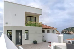 RR House - Image 2