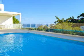Fantastic villa with swimming pool and sea views. - Image 2