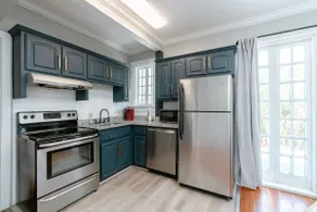 Midtown/Downtown Historic Loft Apartment in Mobile - Image 2