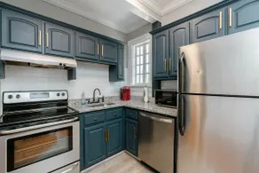 Midtown/Downtown Historic Loft Apartment in Mobile - Image 5