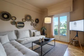 Stylish flat overlooking the temple of Zeus - Image 3