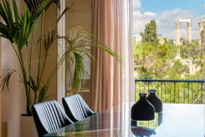 Stylish flat overlooking the temple of Zeus - Image 5