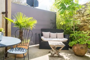 ”Côté Cour” 2-room apartment in the heart of Rognes. - Image 4