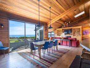 Beautiful Escape in Bodega Bay with Ocean View - Image 3