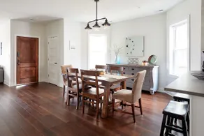 Newly Renovated, Spacious 2BR in Andersonville - Image 5