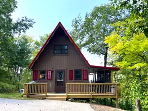 VISTAVIEW CHALET hot tub, GRANDVIEW of Mississippi - Image 3