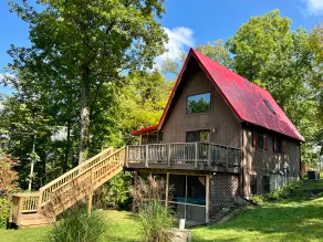 VISTAVIEW CHALET hot tub, GRANDVIEW of Mississippi - Image 2