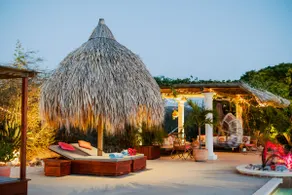 Luxury studio (fully equipped) with private garden - Image 4