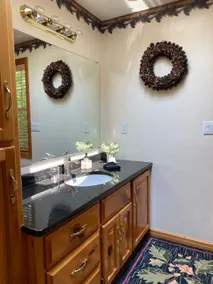 Excellent Location/Pine Cone Guest House/Close to downtown Fish Creek - Image 4