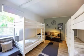 100 m² apartment for 12 people – Schanze & Kiez - Image 2