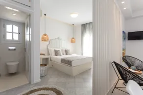 Self-catering, Grand Deluxe Suite, Private Terrace and an outdoorJaccuzi - Image 5