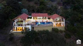 TopSpot With Super View of Entrepuentes-Apulo E.82 - Image 4