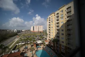 The Point Hotel & Suites - 705H Luxury - Pool View - Image 4