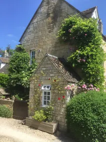 Cottage on the Cotswold Way - Image 4