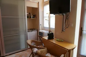 Independent room on beautiful inner courtyard. - Image 5