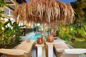 Seminyak Beach Seagrass Villa 4BR - pool & staff - Image 5