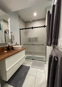Launchpad~3 Beds,  Rain Shower, Top Golf NearBy - Image 5