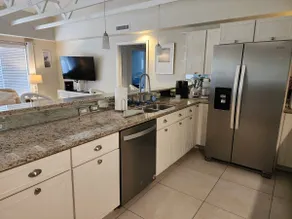 Gulfview House in Naples Bayshore Arts District - Image 5