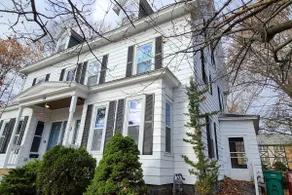 Spacious 4BR Condo • 6 Beds • Parking • Near UMass - Image 2