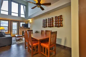 Huge Penthouse / 4-Story Views / Hot Tub - Image 4