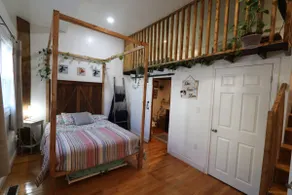 Boston Loft Farm House-Logan airport/train - Image 3