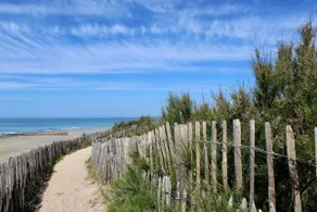 Large charming house in the heart of the village of Couarde close to the beaches ... - Image 3