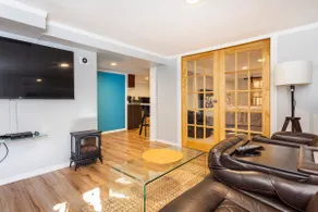 Free parking, Coffee at Elegant Elmont Suite - Image 2