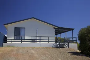 Island Time at Vivonne Bay - short walk to beach - Image 2