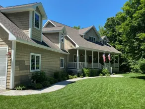 Private 2BR Loft in Harbor Springs - Image 2