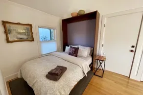 Modern Rockridge Studio with Private Deck - Image 2
