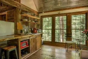 Twinkly Secluded Cabin 1BR + Loft + Trails +Grotto - Image 4