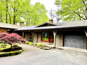 Rymlig, In-Town Hideaway - Image 2