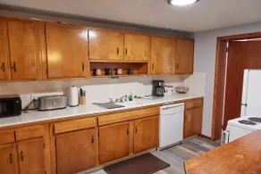 Two Bedroom Home - Walking Distance from The Beach - Image 5