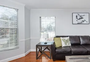 Townhouse with great value - Image 3