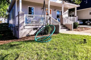 Walk to Uptown from a Contemporary Bungalow - Image 5