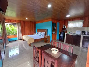 Toucan Cabin w/Volcano View (2) - Image 4