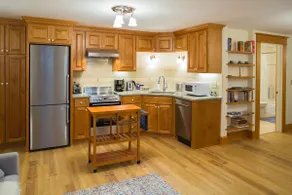 Grant Park Haven in NE Portland - Image 4
