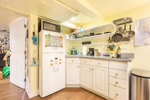 Basement Suite in Central Craftsman House - Image 3