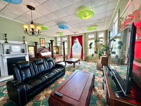 Paradise Inn B&B - Honeymoon Suite - Image 2