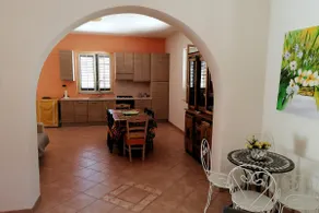 Detached house near the sea and the land - Image 3