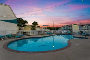 Green Beach House, Ping Pong, Sleep 8, Swim Pool - Image 4