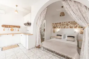 Naxos Sea View Studio - Image 4
