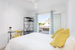 Coastal Hideaway - Image 5