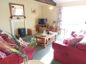 Garth Cottage-spacious family and dog friendly, two bedrooms both with ensuites. - Image 3