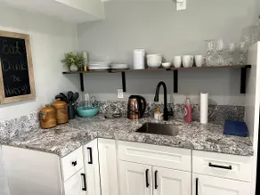 Newly Updated | 2 BR 1 BA | Sam Hughes | U of A - Image 5