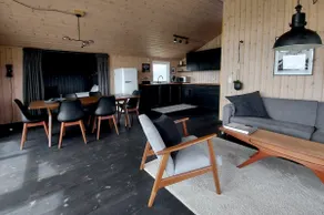 Hilltop Cabin Hekla - Golden Circle - Geysir - Mountain View - Image 2