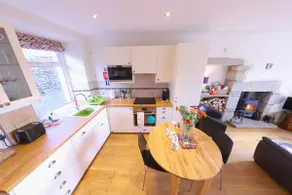 Gemstone Cottage - Settle - South facing terrace - Image 3