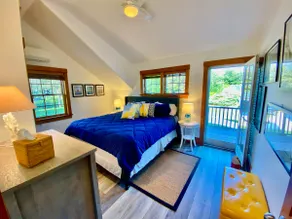 Private Madaket Retreat•Walk to Beach and Sunsets. - Image 3