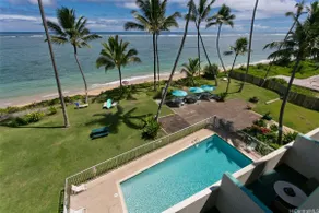 Secluded White Sandy beach just 30 steps away - Image 2