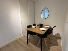 Comfortable 2-bedroom apartment between sea and city center - Image 5
